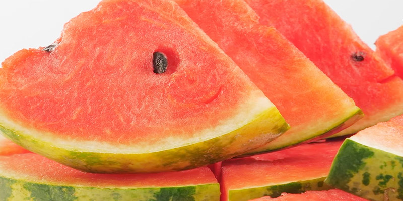 তরমুজ চোখের স্বাস্থ্য ভালো রাখে